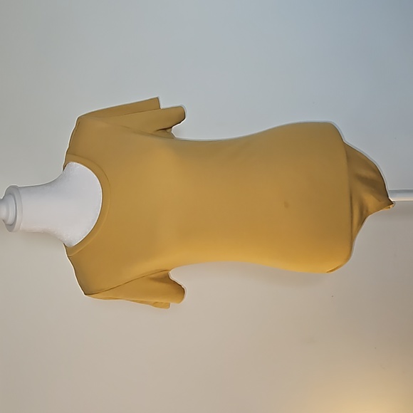 American Eagle Yellow Comfortable Bodysuit Size Medium - Picture 6 of 9